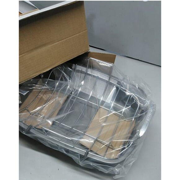 Circulon Nonstick Roasting Pan / Roaster with Rack 17”x13” Gray Nonstick NEW - Picture 2 of 7